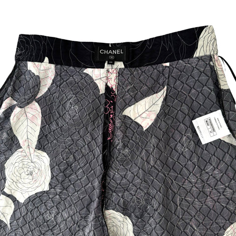 Pre-owned CHANEL pants, size 34, excellent condition, 2021.