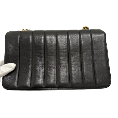 【中古】 CHANEL シャネル MADEMOISELLE マドモアゼル ショルダーバッグ 3番台(1995年) ブラック ラムスキン USED USED バッグ