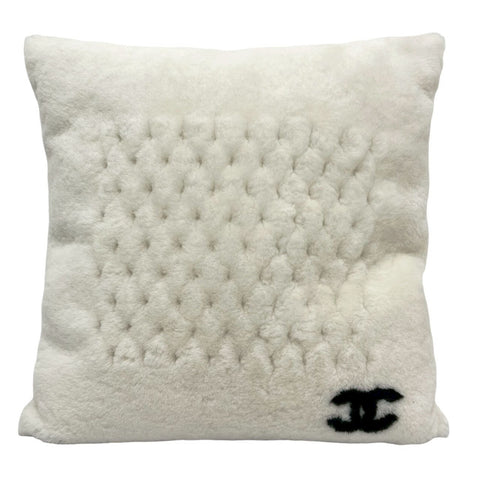 【中古】 CHANEL シャネル クッション カバーのみ 小物 ホワイト系 ムートン カシミヤ USED
