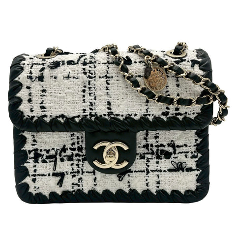 【美品】 CHANEL シャネル TWEED CHAINSHOULDERBAG ツイードチェーンショルダーバッグ ショルダーバッグ ランダム番(2021年~) ブラック/ホワイト ツイード 中古 USED バッグ