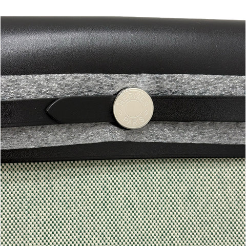 【新品未使用】 Hermes エルメス HERBAG ZIP 20 エールバッグジップ 20 ミニ ショルダーバッグ K刻(2025年) エクリュ/ヴェールモヤイヤン/ブラック キャンバス/レザー 新品未使用 NEW バッグ