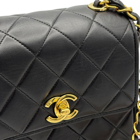 【中古】 CHANEL シャネル MATELASSE CHAINSHOULDERBAG チェーンショルダーバッグ ショルダーバッグ 2番台(1993-1994年) ブラック ラムスキン ヴィンテージ 中古 USED バッグ