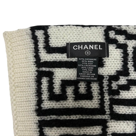 【中古】 CHANEL シャネル MUFFLER マフラー 小物 ブラック×ホワイト 52%カシミヤ 35%ウール 13%シルク 中古 BLACK×ホワイト 52%CASHMERE 35%WOOL 13%SILK
