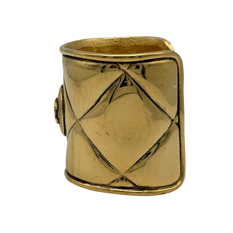 【中古】 CHANEL シャネル COCOMARK MATELASSE MOTIF WIDE BANGLE ココマーク マトラッセモチーフワイドバングル 小物 GP 中古 GP