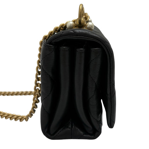 【中古】 CHANEL シャネル MATELASSE マトラッセチェーンショルダー ショルダーバッグ 28番台(2019年) BLACK レザー 中古 USED バッグ