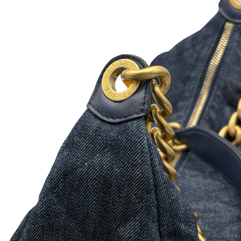 【美品】CHANEL シャネル HOBO BAG ホーボバッグ ショルダーバッグ ICチップ(2025年) ネイビー系 デニム 中古 USED バッグ 2025年新作