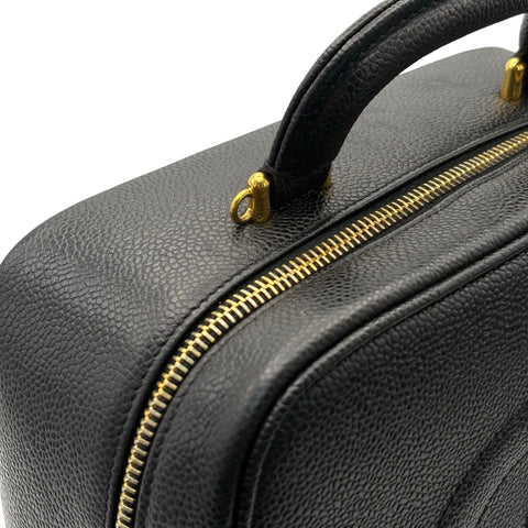 【中古】 CHANEL シャネル 2WAY VANITY BAG デカココ2WAYバニティバッグ ショルダーバッグ メイクポーチ 4番台(1996~1998年) ブラック キャビアスキン 中古 USED バッグ