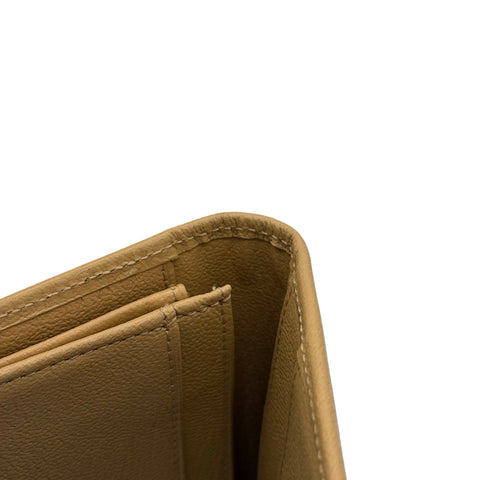 【中古】 CHANEL シャネル BIFOLD WALLET 2つ折り財布 財布 ベージュ系 レザー 中古 BEIGE LAETHER