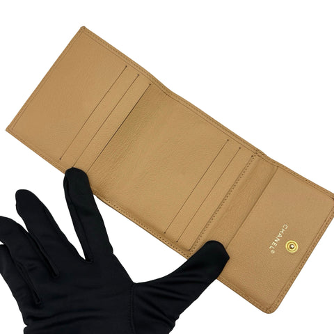 【中古】 CHANEL シャネル TRIFOLD WALLET 3つ折り財布 財布 ベージュ系 レザー 中古 BEIGE LAETHER