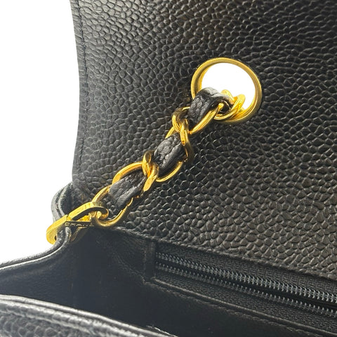 【中古】 CHANEL シャネル MATELASSE DIANA FLAP CHAIN SHOULDER BAG マトラッセダイアナフラップチェーンショルダーバッグ 3番台(1995年) ブラック キャビアスキン 中古 USED バッグ