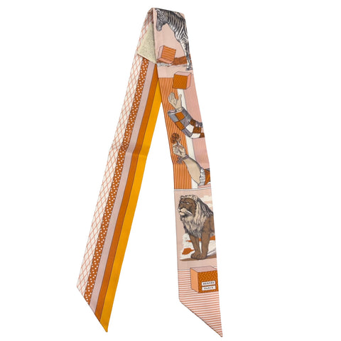 【新品未使用】 Hermes エルメス 《グラン・テアトル・ヌーヴォー》 ツイリー プードル/オランジュ・キュイ/キャラメル シルク100% 新品未使用