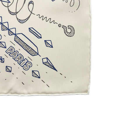 【新品未使用】 Hermes エルメス  カレ 90 《プリーズ・ホールド・ザ・ライン》 小物 クレーム / ブルー / グレー シルク100% 新品未使用