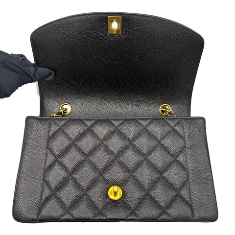 【中古】 CHANEL シャネル MATELASSE DIANA FLAP CHAIN SHOULDER BAG マトラッセダイアナフラップチェーンショルダーバッグ 3番台(1995年) ブラック キャビアスキン 中古 USED バッグ