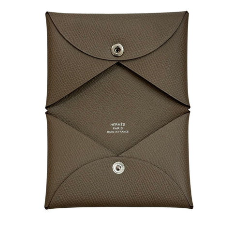 【新品未使用】 HERMES エルメス カルヴィ エトゥープ B刻(2023年) エプソン ベージュ系 カードケース コインケース 新品 (HERMES,calvi,etoupe,epson,cardcase,coincase,new)