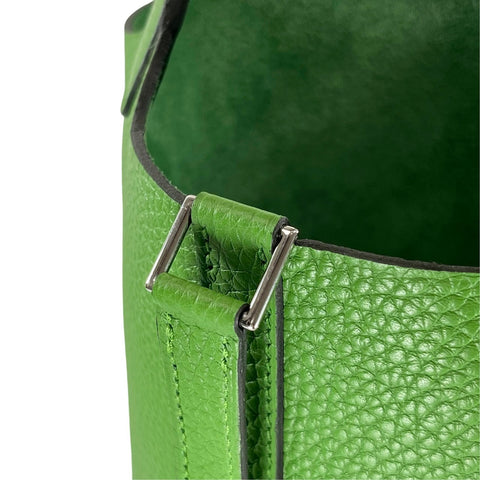 【新品未使用】 Hermes エルメス  ピコタンロックPM ヴェールユッカ トリヨン クレマンス シルバー金具 B刻(2023年) ブランドバッグ ハンドバッグ バッグ  新品 レディース (HERMES,PICOTIN LOCK PM,VERT YUCCA,Taurillon Clemence,silver,handbag,new)