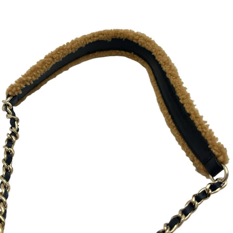 【中古】 CHANEL シャネル BOAR CHAIN SHOULDERBAG ボアチェーンショルダー ショルダーバッグ 28番台(2019年) ブラック/ブラウン ボア/レザー 中古 USED バッグ