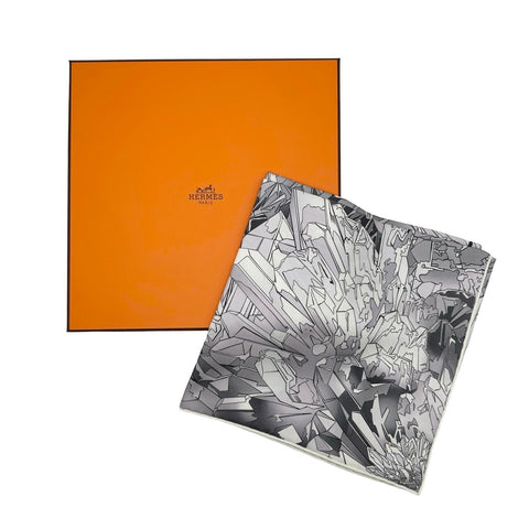 【新品未使用】 Hermes エルメス SCARF スカーフ カレ90 《ラ・ヴァレ・ドヴァレ・ドゥ・クリスタル》 H004010S シルク100% レディース ギフト プレゼント