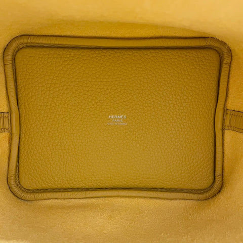 【新品未使用】 Hermes エルメス ピコタンロックPM リモンチェッロ トリヨン クレマンス シルバー金具 W刻(2024年) ブランドバッグ ハンドバッグ バッグ 新品 レディース (HERMES,PICOTIN LOCK PM,LIMON CELLO,Taurillon Clemence,silver,handbag,new)