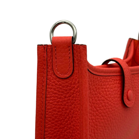 【美品】 Hermes エルメス エヴリンTPM ローズテキサス レッド系 トリヨン クレマンス シルバー金具 B刻(2023年) ブランドバッグ ショルダーバッグ バッグ 中古品 レディース