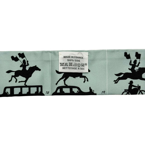 【新品未使用】Hermes エルメス TWILLY ツイリー 《エルメス・パラード》H064150S02 シルク100% レディース プレゼント ギフト
