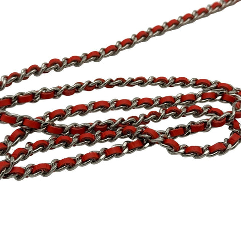 【中古】 CHANEL シャネル ココマーク パテントレザー チェーンウォレット オレンジ レッド 長財布 オレンジ系 シルバー金具 18番台(2014年) ブランド財布 中古品