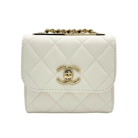 【中古】 CHANEL シャネル マトラッセ チェーン ショルダーバッグ ホワイト ラムスキン ホワイト系 ゴールド金具 ランダム番(2021年~) 中古品 (CHANEL,matelasse,white,chain,shourderbag,rambskin,gold,used)