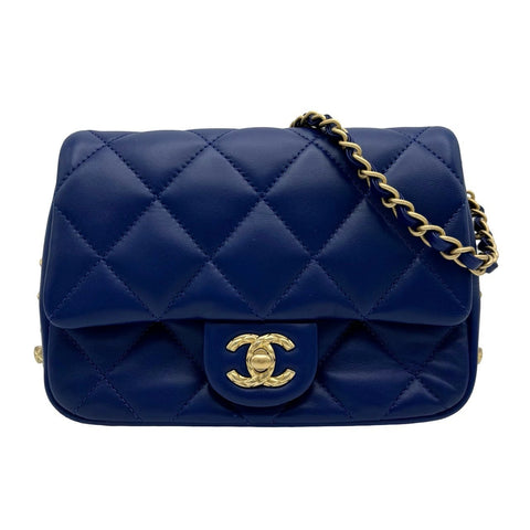 【中古】 CHANEL シャネル マトラッセ ショルダーバッグ ブルー ラムスキン ブルー系 ゴールド金具 ランダム番(2021年~) ブランドバッグ ショルダーバッグ 中古品 (CHANEL,matelasse,shourderbag,blue,lambskin,gold,used)