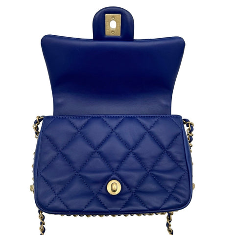 【中古】 CHANEL シャネル マトラッセ ショルダーバッグ ブルー ラムスキン ブルー系 ゴールド金具 ランダム番(2021年~) ブランドバッグ ショルダーバッグ 中古品 (CHANEL,matelasse,shourderbag,blue,lambskin,gold,used)