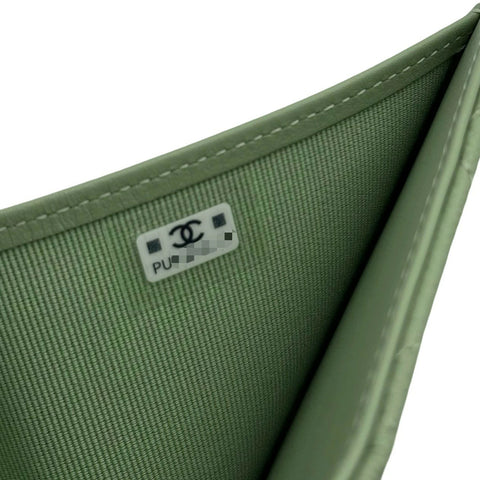 【中古】 CHANEL シャネル タイムレス クラシックウォレット ミントグリーン キャビアスキン ゴールド金具 ランダム番(2021年~) ブランド財布 中古品 (CHANEL,timeless,classic,wallet,mint green,gold,caviarskin,used)