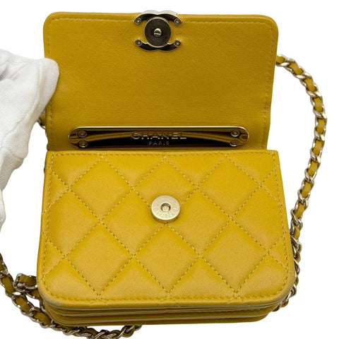 【中古】 CHANEL シャネル マトラッセ トップハンドル ミニ ショルダーバッグ イエロー ラムスキン イエロー系 ゴールド金具 ランダム番(2021年~) 中古品 (CHANEL,matelasse,tophandle,mini,shourderbag,rambskin,yellow,gold,used)