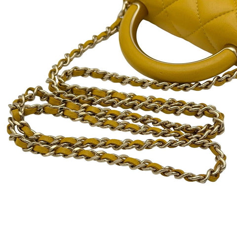 【中古】 CHANEL シャネル マトラッセ トップハンドル ミニ ショルダーバッグ イエロー ラムスキン イエロー系 ゴールド金具 ランダム番(2021年~) 中古品 (CHANEL,matelasse,tophandle,mini,shourderbag,rambskin,yellow,gold,used)