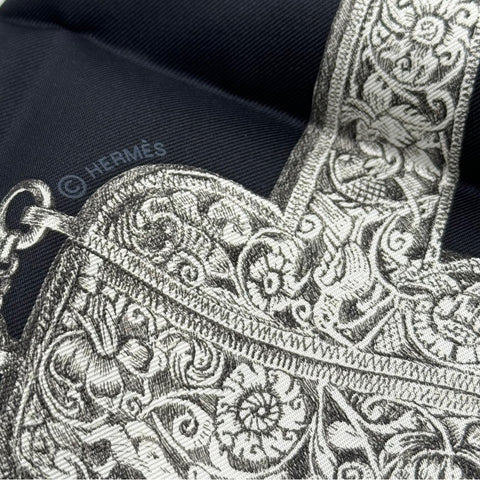 【新品未使用】 Hermès エルメス SCARF スカーフ カレ90 《いつも一緒》 H004149S シルク100% レディース ギフト プレゼント