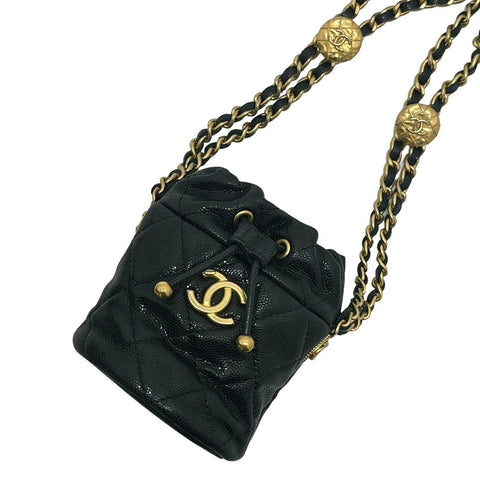【中古】 CHANEL シャネル マトラッセ チェーンバケットバッグ チェーンショルダー キャビアスキン ブラック系 ゴールド金具 ランダム番(2021年~) ブランドバッグ 中古品 (CHANEL,MATELASSE,black,caviarskin,chain,bucketbag,used)