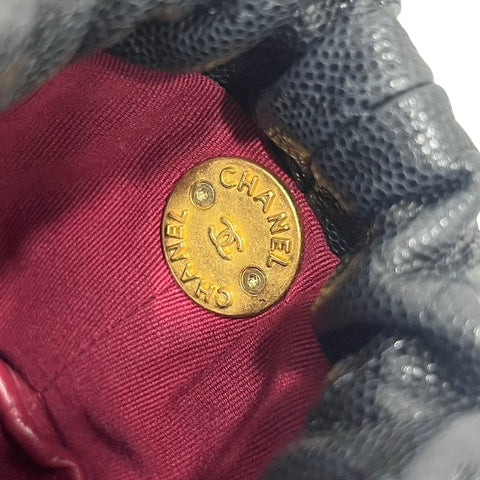 【中古】 CHANEL シャネル マトラッセ チェーンバケットバッグ チェーンショルダー キャビアスキン ブラック系 ゴールド金具 ランダム番(2021年~) ブランドバッグ 中古品 (CHANEL,MATELASSE,black,caviarskin,chain,bucketbag,used)