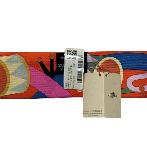【新品未使用】Hermès エルメス TWILLY ツイリー  《パラード・アン・ファンファーレ》H064150S07 シルク100% レディース プレゼント ギフト