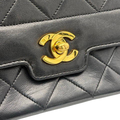 【中古】 CHANEL シャネル MATELASSE CHAIN SHOULDER BAG マトラッセチェーンショルダーバッグ ショルダーバッグ 1番台*(1990年) ブラック ラムスキン 中古 USED バッグ