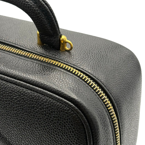 【中古】 CHANEL シャネル 2WAY VANITY BAG デカココ2WAYバニティバッグ ショルダーバッグ メイクポーチ 4番台(1996~1998年) ブラック キャビアスキン 中古 USED バッグ