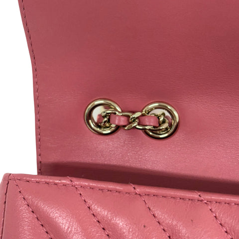 【中古】 CHANEL シャネル V-stitch shoulder bag Vステッチショルダーバック ショルダーバッグ 28番台(2019年) ピンク系 レザー 中古 USED バッグ
