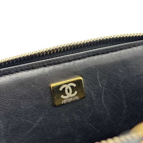 【中古】 CHANEL シャネル LOGO HANDBAG ロゴハンドバッグ ハンドバッグ ICチップ(2021年~) ブラック キャビアスキン 中古 USED バッグ