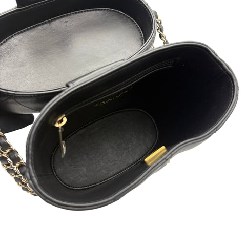 【中古】 CHANEL シャネル バニティチェーンショルダーバッグ ブラック ラムスキン ランダム番(2021~年) ブランドバッグ ショルダーバッグ 中古品 レディース