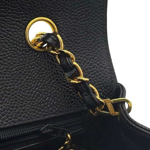 【中古】 CHANEL シャネル MATELASSE DIANA FLAP CHAIN SHOULDER BAG マトラッセダイアナフラップチェーンショルダーバッグ 3番台(1995年) ブラック キャビアスキン 中古 USED バッグ