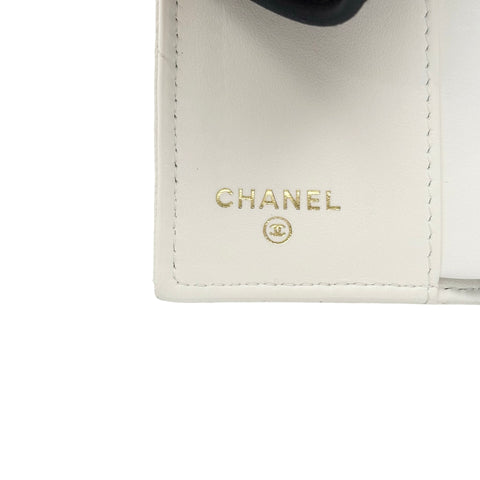 【中古】 CHANEL シャネル COMPACT WALLET コンパクトウォレット 財布 ホワイト キャビアスキン 中古 WHITE CAVIARSKIN