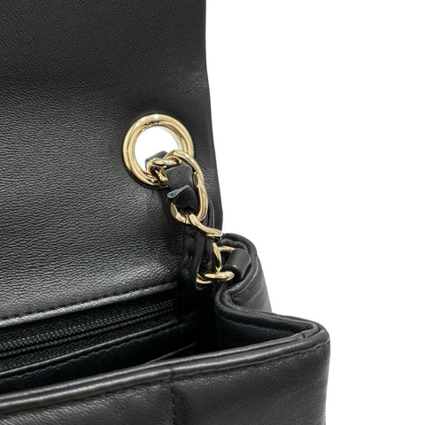 【中古】 CHANEL シャネル MINI FLAP BAG ミニフラップバック ショルダーバッグ ICチップ(2021年∼) ブラック ラムスキン 中古 USED バッグ