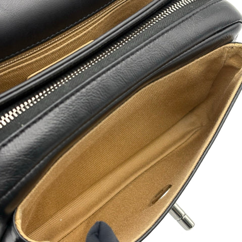 【中古】 CHANEL シャネル SMALLFLAPBAG スモールフラップバッグ ショルダーバッグ 28番台(2019年) ブラック カーフスキン 中古 USED バッグ