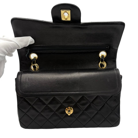 【中古】 CHANEL シャネル MATELASSE CHAIN SHOULDER BAG マトラッセ チェーンショルダーバッグ チェーンショルダー 1番台(1989-1991年) ブラック ラムスキン ヴィンテージ 中古 USED バッグ