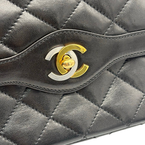 【中古】CHANEL シャネル MATELASSE DOUBLE FLAG SHOULDER BAG マトラッセダブルフラップチェーン ショルダーバッグ 2番台(1993~1994年) ヴィンテージ ブラック ラムスキン 中古 USED バッグ