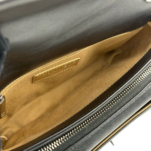 【中古】 CHANEL シャネル SMALLFLAPBAG スモールフラップバッグ ショルダーバッグ 28番台(2019年) ブラック カーフスキン 中古 USED バッグ
