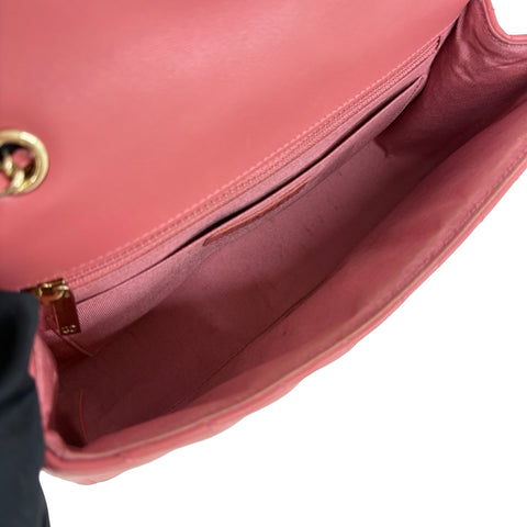 【中古】 CHANEL シャネル V-stitch shoulder bag Vステッチショルダーバック ショルダーバッグ 28番台(2019年) ピンク系 レザー 中古 USED バッグ