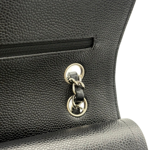 【中古】 CHANEL シャネル MATELASSE 25 BAG マトラッセ 25 ダブルフラップ ショルダーバッグ 26番台(2018年) ブラック キャビアスキン 中古 USED バッグ