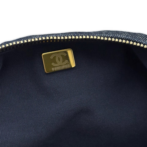 【美品】CHANEL シャネル HOBO BAG ホーボバッグ ショルダーバッグ ICチップ(2025年) ネイビー系 デニム 中古 USED バッグ 2025年新作